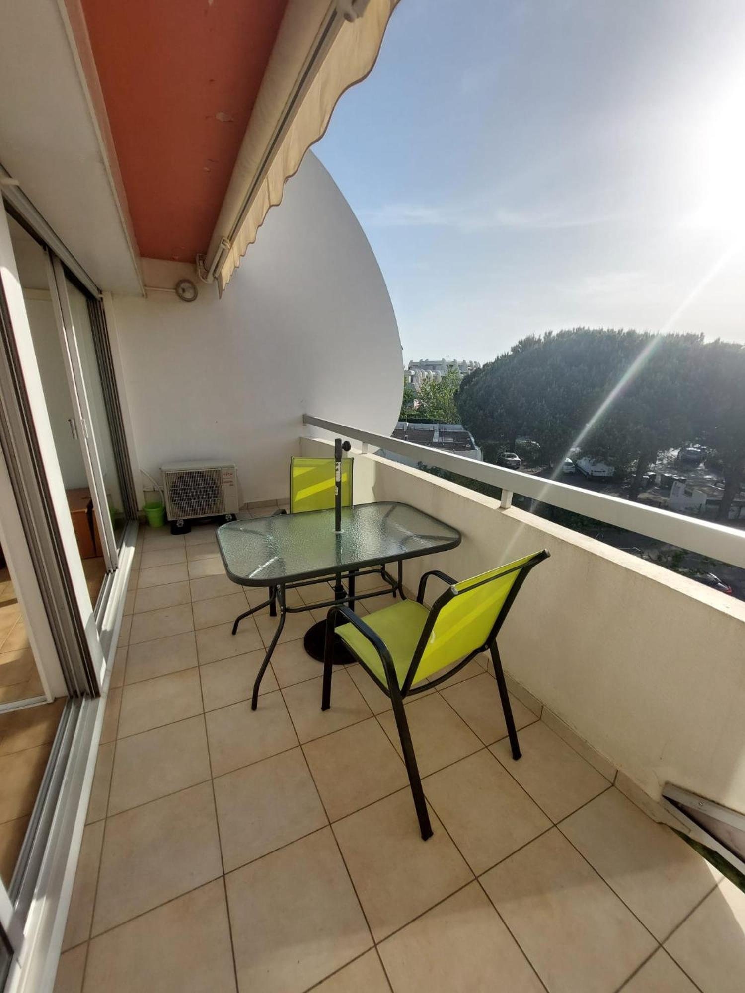 Joli Studio Avec Piscine A 200M De La Plage Parking Prive La Grande Motte Bagian luar foto